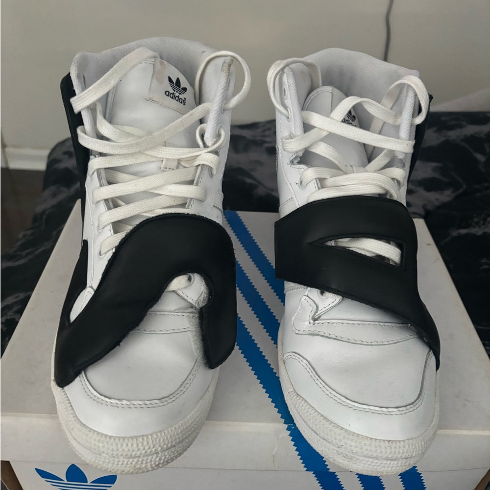 Adidas Jeremy Scott JS Letters